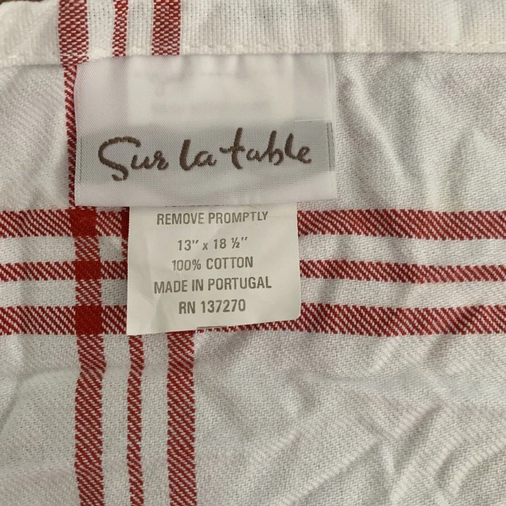 SUR LA TABLE Set of four Cotton Placemats & Napkins Red White French Country